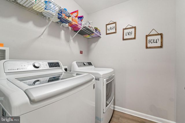 1211 PENNINGTON DR, Brunswick, MD 21716