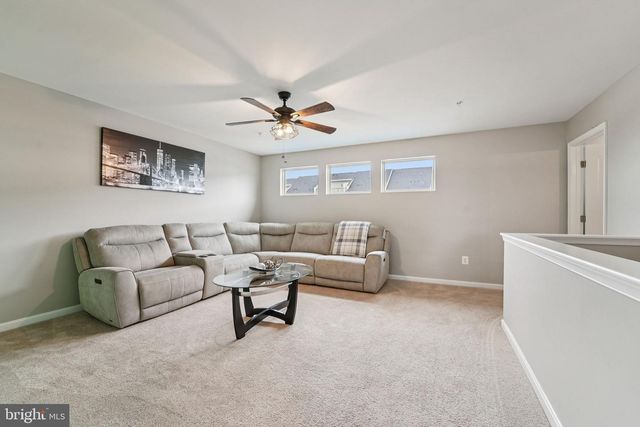 1211 PENNINGTON DR, Brunswick, MD 21716