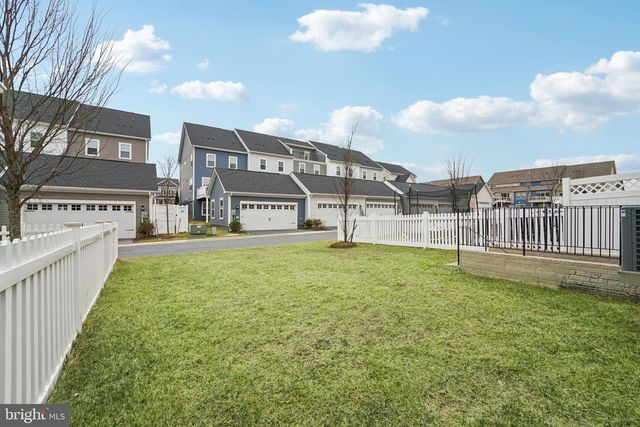 1211 PENNINGTON DR, Brunswick, MD 21716