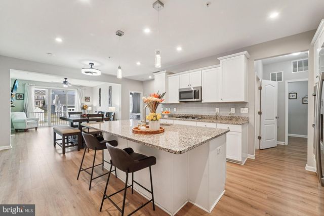 1211 PENNINGTON DR, Brunswick, MD 21716