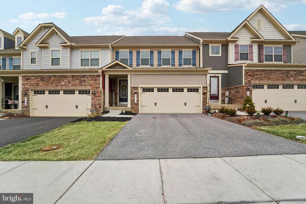 1211 PENNINGTON DR, Brunswick, MD 21716