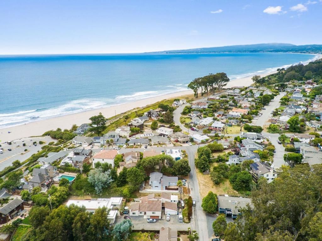 Image 6 of property listing at 0 Marea Avenue, La Selva Beach, CA 95076