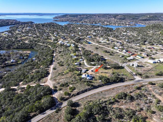 307 S Oak LN, Burnet, TX 78611