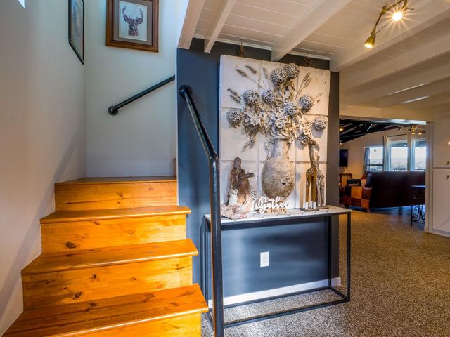 307 S Oak LN, Burnet, TX 78611