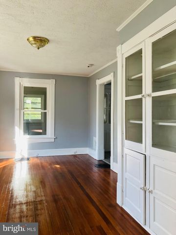 20 W CLIFFORD ST, Winchester, VA 22601