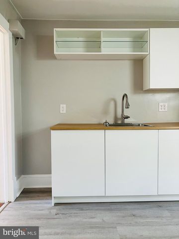 20 W CLIFFORD ST, Winchester, VA 22601