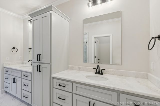 711 E 149th Street S, Glenpool, OK 74033