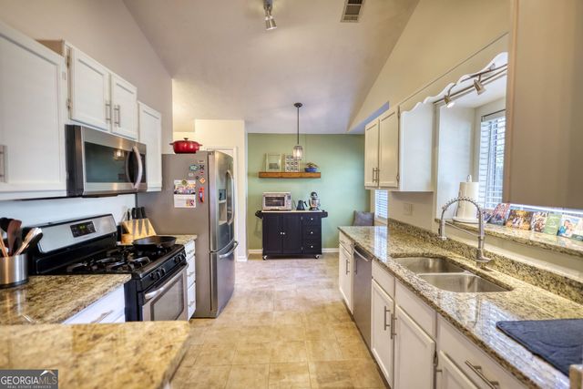 181 Colemans Bluff Drive, Woodstock, GA 30188