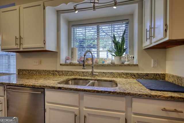 181 Colemans Bluff Drive, Woodstock, GA 30188