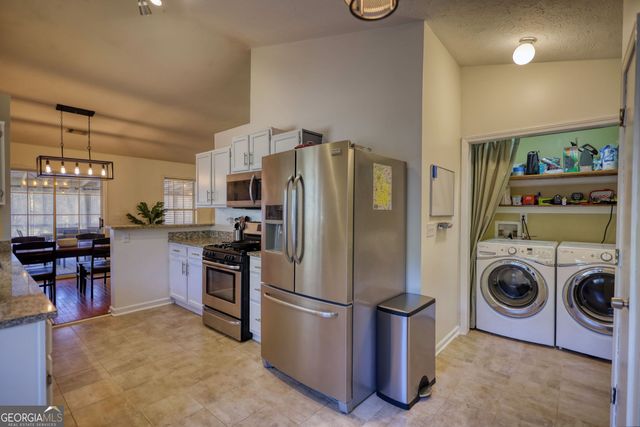 181 Colemans Bluff Drive, Woodstock, GA 30188