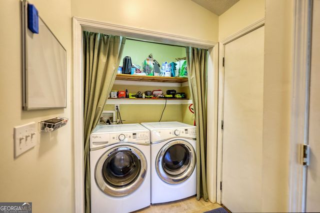 181 Colemans Bluff Drive, Woodstock, GA 30188