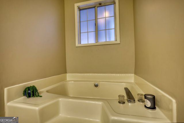 181 Colemans Bluff Drive, Woodstock, GA 30188