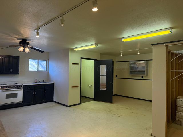 505 S Shore Drive, Amarillo, TX 79118