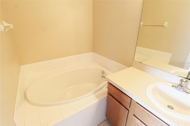 4011 BURLWOOD ROAD, Sarasota, FL 34233