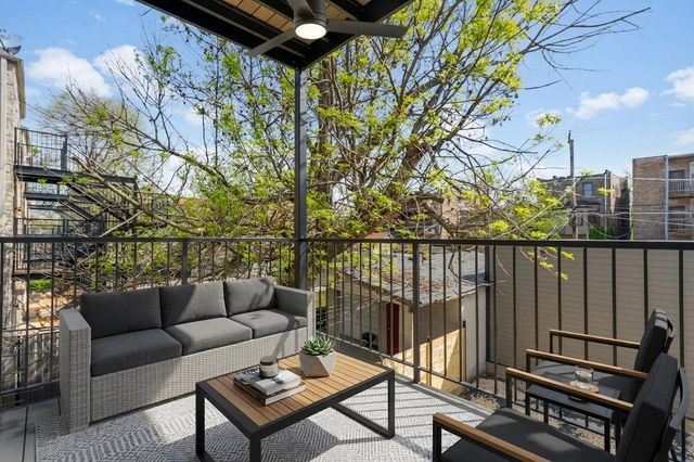 4817 S Wabash Avenue 2, Chicago, IL 60653