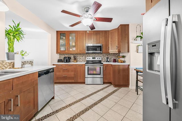 19300 THOMAS FARM RD, Gaithersburg, MD 20886