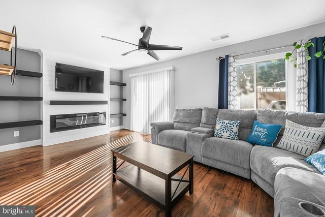 19300 THOMAS FARM RD, Gaithersburg, MD 20886
