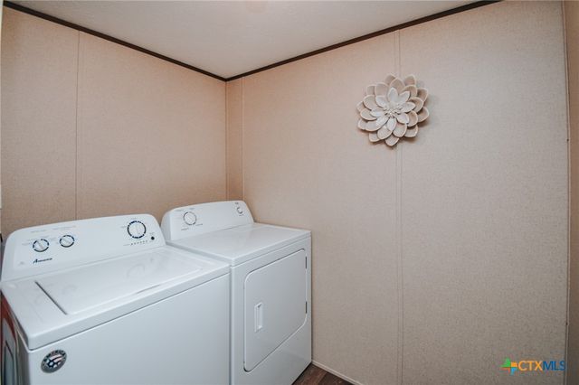 129 Shannon Drive, Victoria, TX 77904