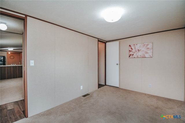129 Shannon Drive, Victoria, TX 77904