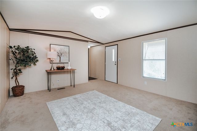 129 Shannon Drive, Victoria, TX 77904