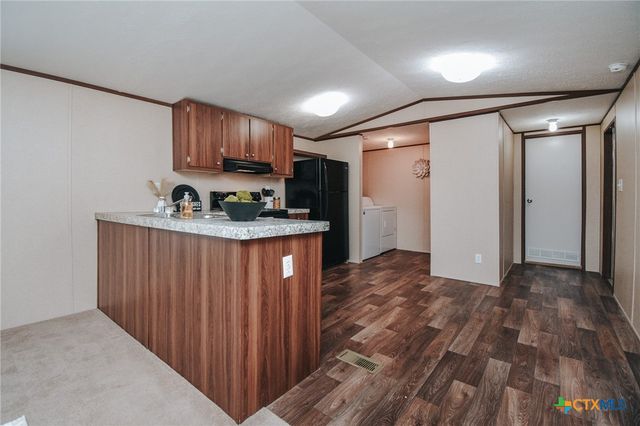 129 Shannon Drive, Victoria, TX 77904
