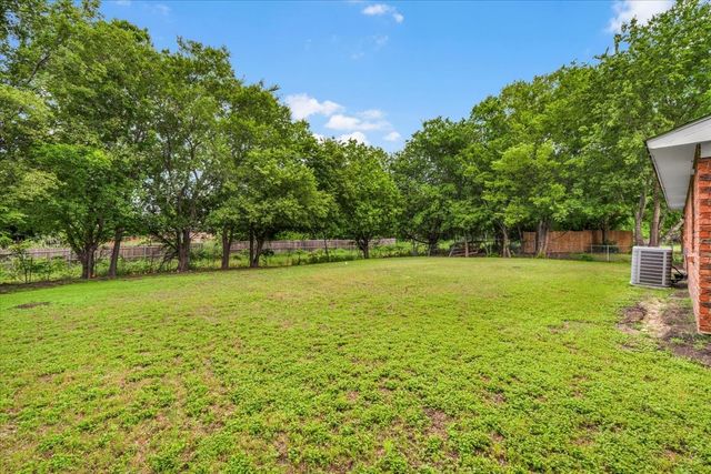 5817 Sidewinder Trail, Fort Worth, TX 76131