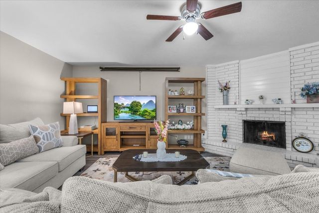 5817 Sidewinder Trail, Fort Worth, TX 76131