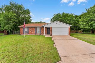 5817 Sidewinder Trail, Fort Worth, TX 76131