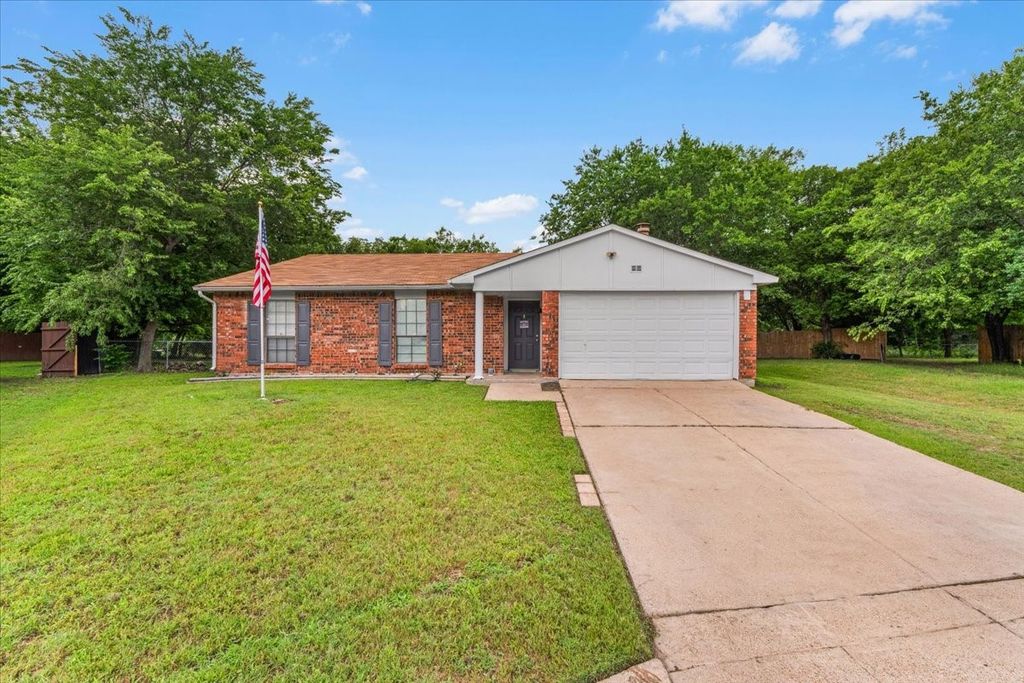 5817 Sidewinder Trail, Fort Worth, TX 76131