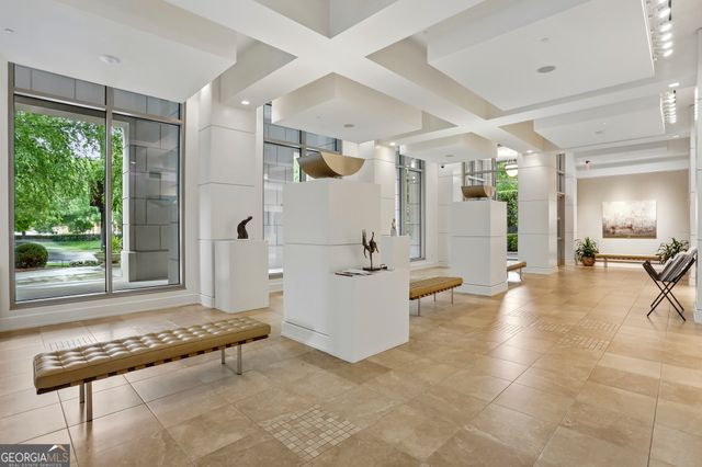 2795 Peachtree Road NE 307, Atlanta, GA 30305