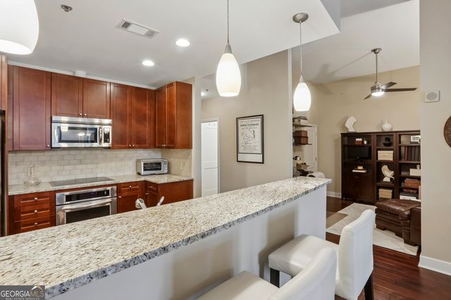 2795 Peachtree Road NE 307, Atlanta, GA 30305