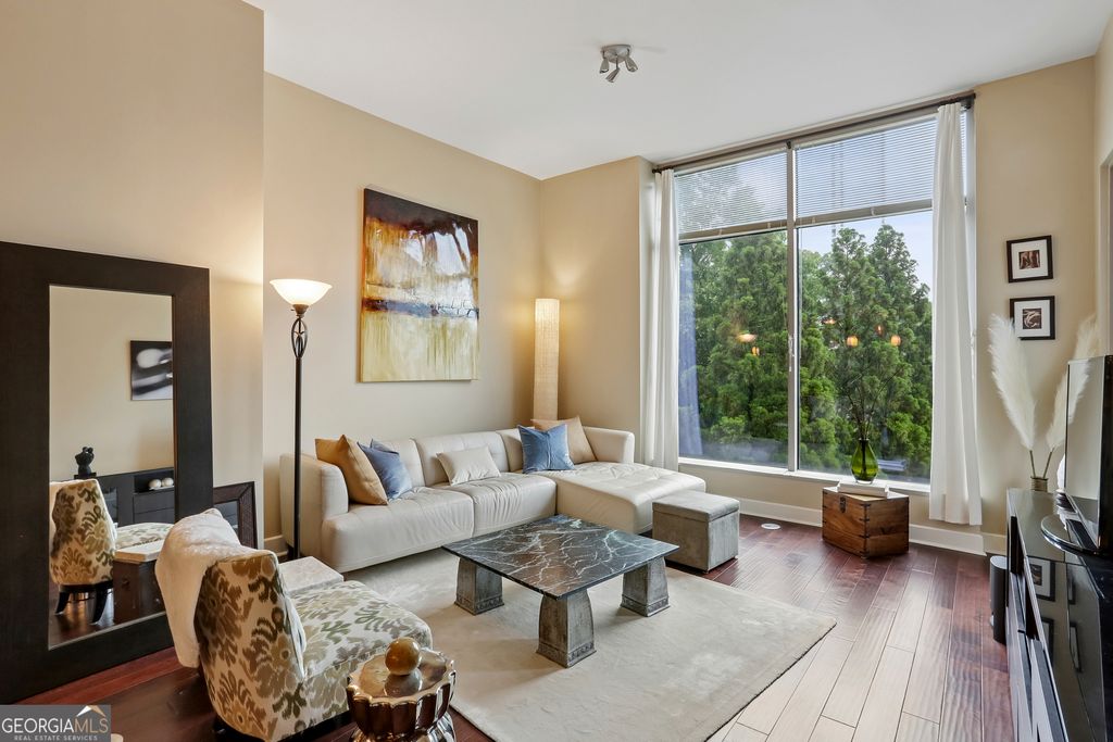 2795 Peachtree Road NE 307, Atlanta, GA 30305