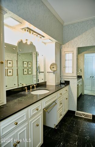 1800 Westbrook Drive NW, Wilson, NC 27896