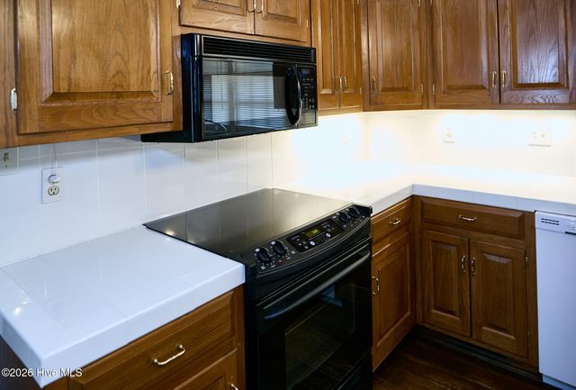 1800 Westbrook Drive NW, Wilson, NC 27896