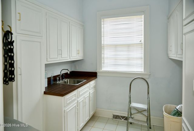 1800 Westbrook Drive NW, Wilson, NC 27896