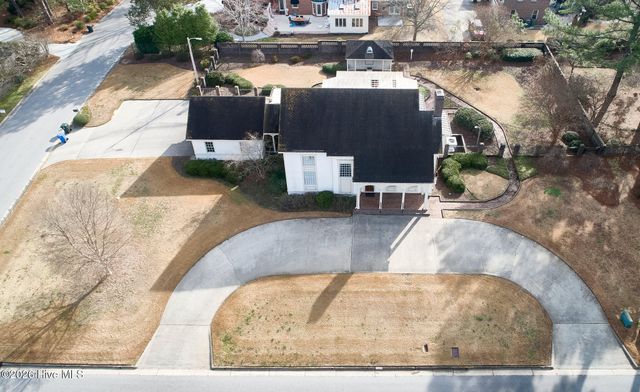 1800 Westbrook Drive NW, Wilson, NC 27896