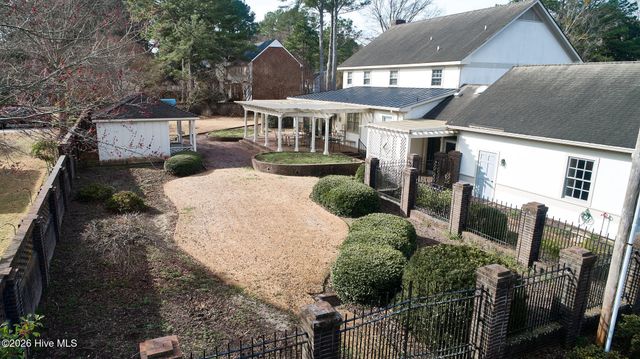 1800 Westbrook Drive NW, Wilson, NC 27896