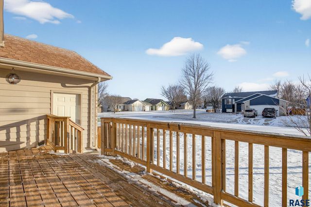 1604 E 62nd St Street, Sioux Falls, SD 57108