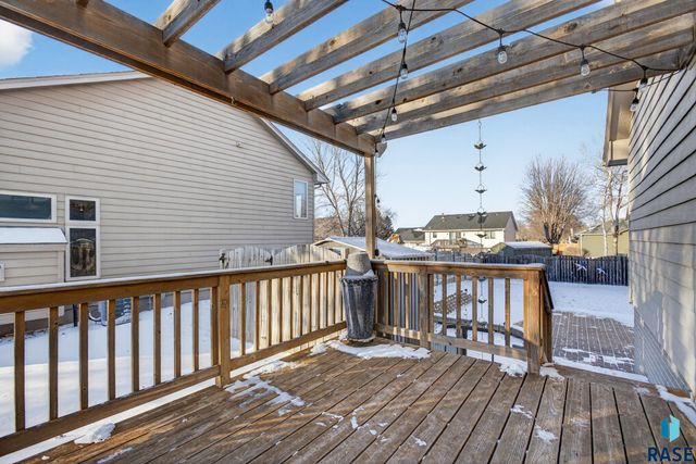 1604 E 62nd St Street, Sioux Falls, SD 57108