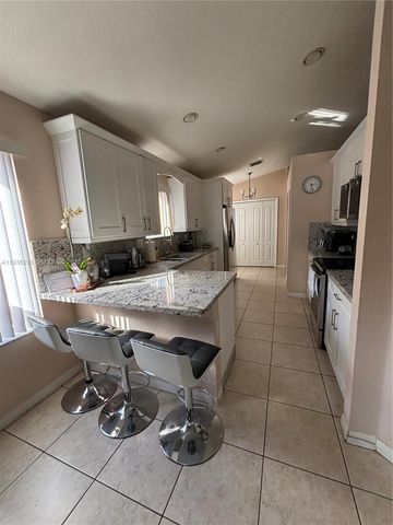 16274 SW 71st Ter, Miami, FL 33193