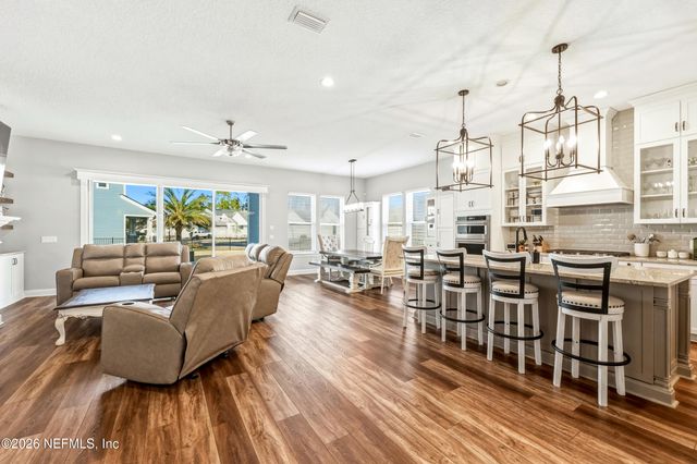 383 PINE HAVEN Drive, St. Johns, FL 32259