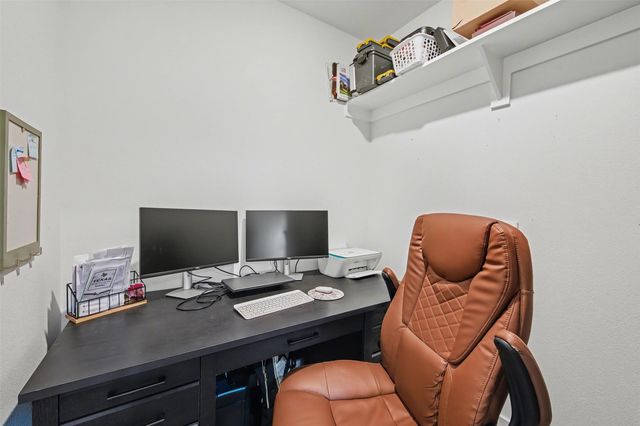 2011 County Road 1590, Alvord, TX 76225