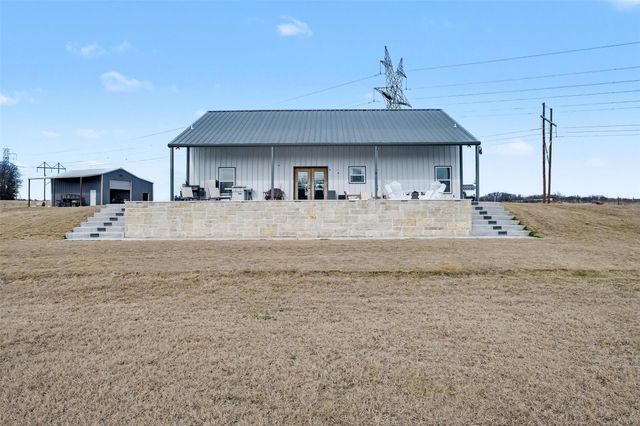 2011 County Road 1590, Alvord, TX 76225