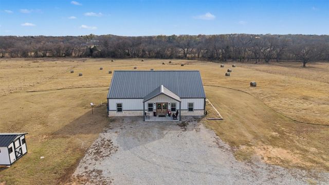 2011 County Road 1590, Alvord, TX 76225