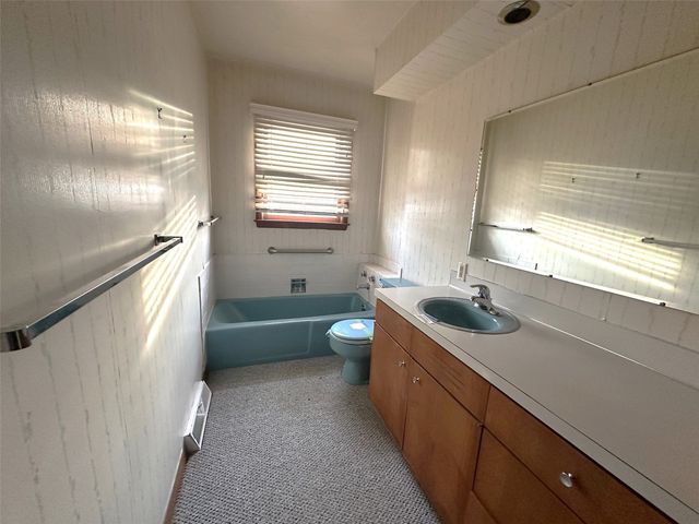 3850 Soutter Ct, Cedar Rapids, IA 52403