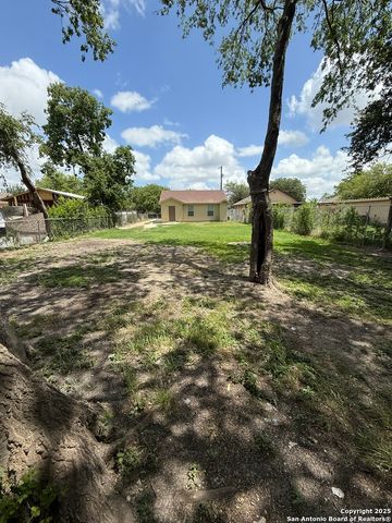 118 DRURY LN, San Antonio, TX 78221