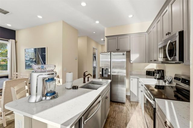 8098 KNEE DEEP ROAD, Kissimmee, FL 34747