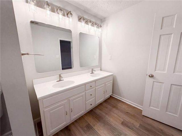 3005 Country Walk Drive, Powder Springs, GA 30127