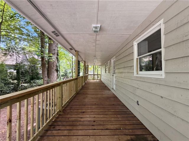 3005 Country Walk Drive, Powder Springs, GA 30127
