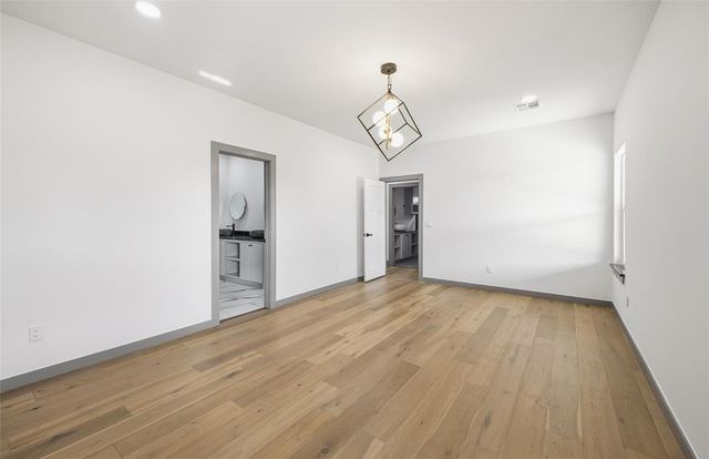 604 SE 27th Street, Oklahoma City, OK 73129